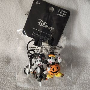 Disney Loungefly Tigger Halloween Keychain - Orange and Black